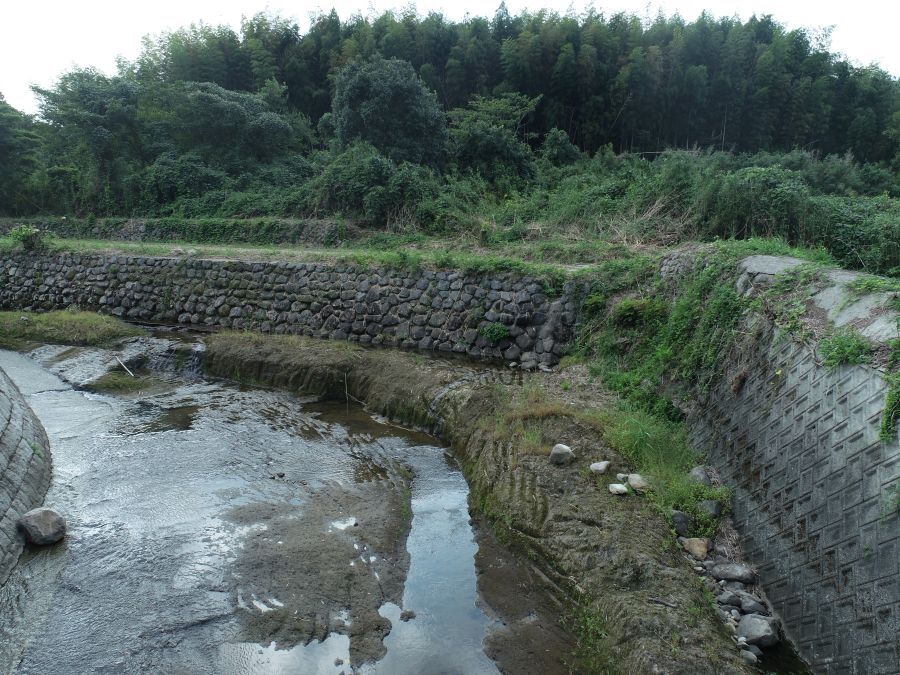 川内川天辰第二地区築堤その７工事11月