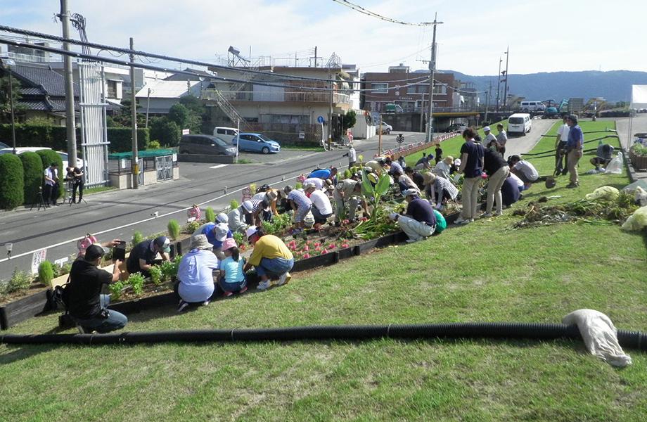 大小路パークガーデン開園